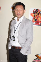 组图：林文龙自曝曾考警察 拒让女儿当童星