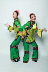 组图：谢娜扮冷艳华妃 张远扮李玉刚颠覆认知