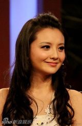 组图：《甄嬛》孙茜做客静距离 现场示范宫廷礼仪