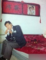 组图：众明星逆天旧照曝光 发哥抱年幼樊少皇