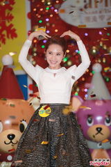 组图：杨丞琳避谈向王子送暖 自曝尴尬糗事