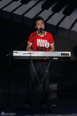 幻灯组图：快男全国30强诞生 师洋入选“快乐天团”