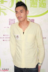 组图：连诗雅向电影圈发展 关楚耀年底开拍笑片