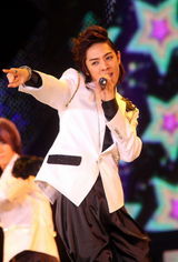 幻灯：韩流showcase群星演唱会上演 张娜拉献唱