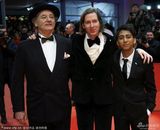 组图：《布达佩斯大饭店》导演韦斯-安德森现身