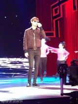 独家：春晚联排苏菲-玛索首亮相 李敏镐深情