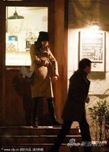 组图：姚晨曹郁甜蜜瞬间 低调享二人世界