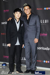 组图：韩国组合Vibe出道10周年举行纪念演出