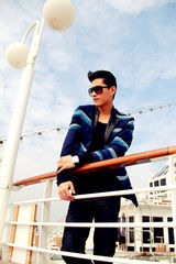 组图：张峻宁全新浪漫写真 优质王子阳光笑容