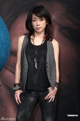 组图：林忆莲否认男友求婚 新专辑挑战另类电音