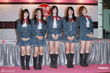 组图：AKB48香港举行握手会 防骚扰要歌迷先洗手