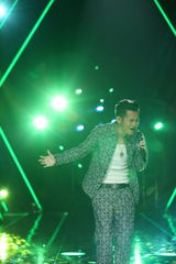 组图：《我是歌手》张杰高音惊呆韩磊