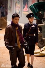 幻灯图：李依晓《圣堂风云》演绎民国警花