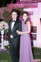 组图：主播刘明轩嫁王傲山 张卫健许志安出席