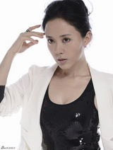 组图：颜丹晨御姐范写真 张力十足展现狂野一面