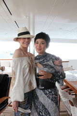 高清图：《武侠》告别戛纳 简-方达与帕克游艇送行