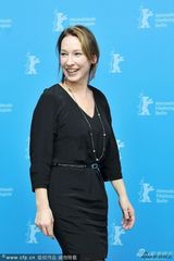 组图：《狂妈上路》记者会 常青树凯瑟琳亮相