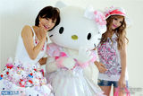 组图：女星释由美子穿Hello Kitty裙登场引轰动