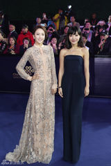 组图：北影节佟丽娅女神造型惊艳 携手郭富城