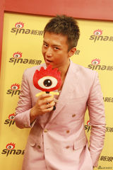 组图：黄晓明邓超佟大为做客聊《中国合伙人》