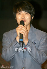 幻灯图：《妖术》媒体首映仪式 具惠善等主创出席