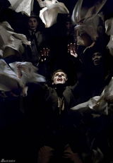 高清图：《外套》将亮相大剧院 形体戏剧无声胜有声