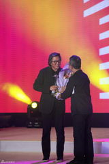 组图：王伟忠分享制作人经验 小眼睛“摆平”剧组