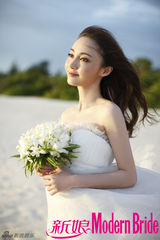 组图：姚笛唯美婚纱大片 双鱼座浪漫要纯爱