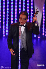 幻灯：香港金像奖现场 《入殓师》获最佳亚洲电影奖