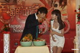 组图：张峻宁李菲儿出席《幸福的面条》发布会