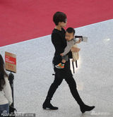 组图：孙俪承认怀二胎 盘点娘娘与邓超幸福生活