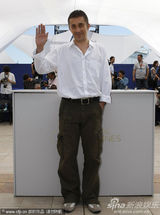 高清图：《安纳托利亚往事》发布会 Nihan扮可爱