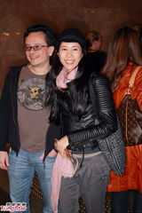 组图：艾尔顿-约翰香港开唱莫文蔚前来朝圣