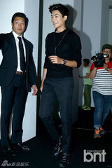 组图：尹恩惠Tiffany等众星亮相时尚活动