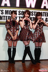 组图：AKB48台湾握手会卖萌 大赞美食成吃货