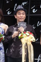 组图：侯佩岑天心性感PK 与吴宗宪再度合作