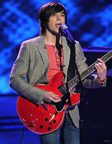 幻灯图：第九季《美偶》9进8 列侬麦卡特尼风暴