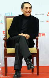 组图：《十三钗》主演终亮相 倪妮变装秀风情