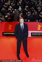 幻灯图集：《关门岛》首映 莱昂纳多亮相成焦点