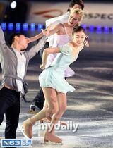 组图：韩国冰上公主金妍儿退役办纪念表演