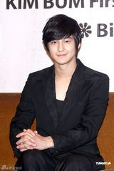 幻灯组图：韩版F4成员金范赴台湾举行粉丝见面会