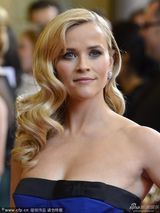 组图：瑞茜-威瑟斯彭蓝色礼服大方高贵