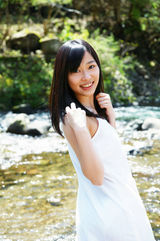 组图：AKB指原莉乃爆冷夺冠 盘点青春性感照