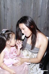 组图：陈炜出席活动否认与陈展鹏宿怨十年