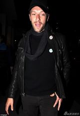 组图：贝嫂庆40岁生日小贝陪伴 辣妹马汀等齐贺