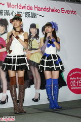 组图：早安少女组台湾握手会引千名粉丝