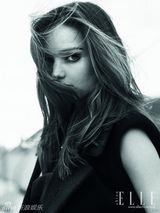 组图：米兰达登《Elle》中国版谈成功秘诀