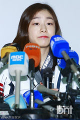 组图：韩国花滑公主金妍儿赴索契出席冬奥会