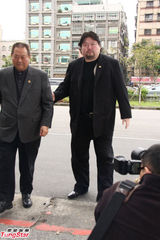 组图：大小S父亲追悼会 亲家张兰亲赴台好友来悼念