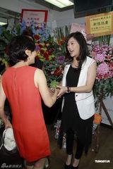 组图：苏志威舞蹈学堂开分店 毛舜筠出席捧场